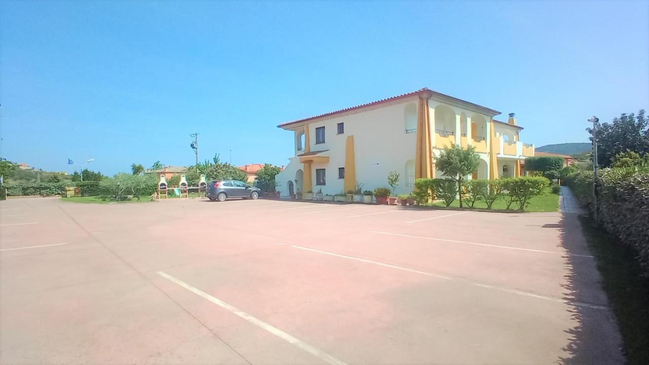 Case Vacanze San Silvestro Budoni Exterior photo
