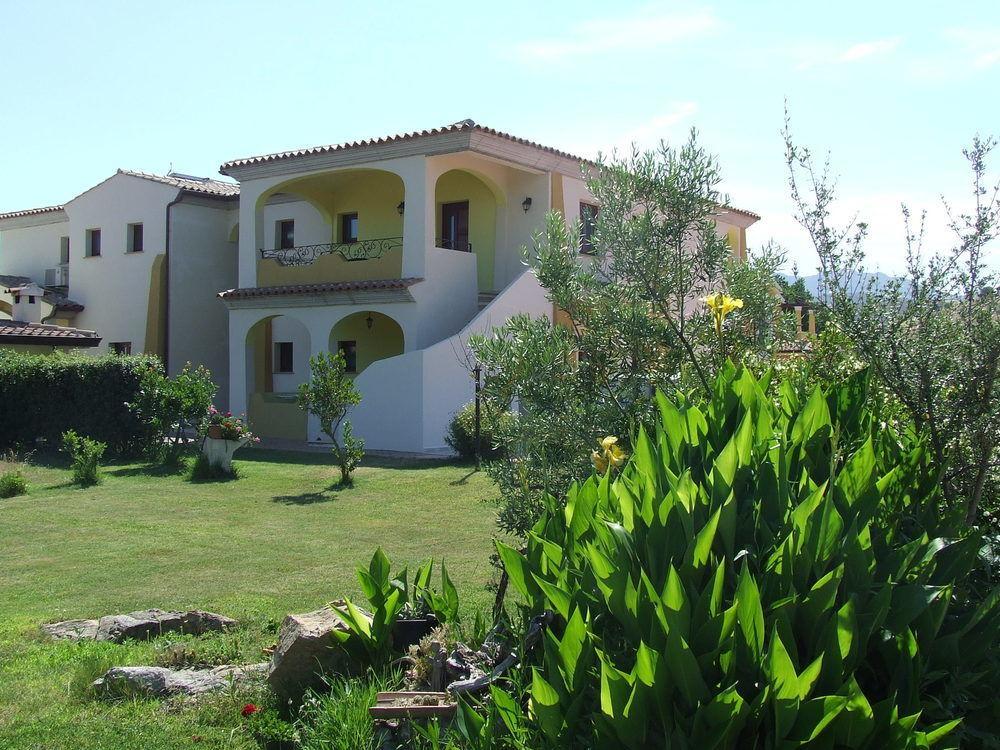 Case Vacanze San Silvestro Budoni Exterior photo